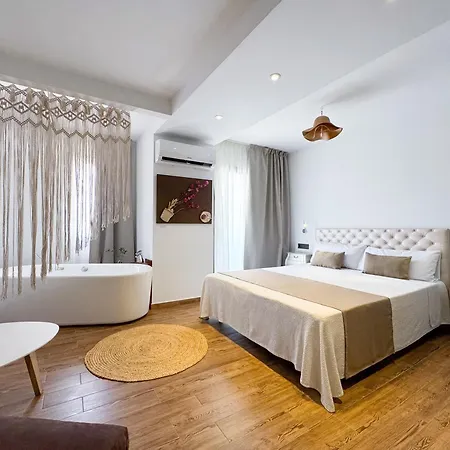Hotel Emerald Sun