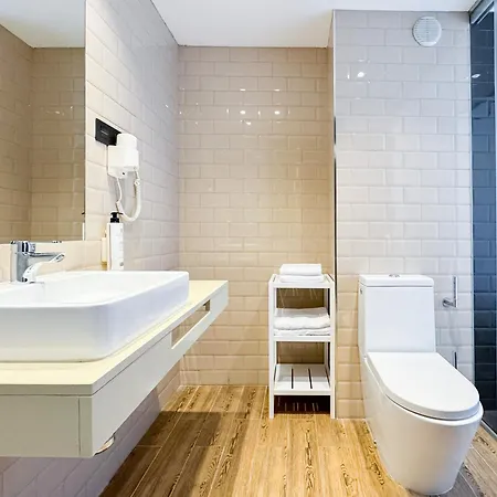 Emerald Sun فندق