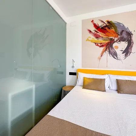 Hotel Emerald Sun