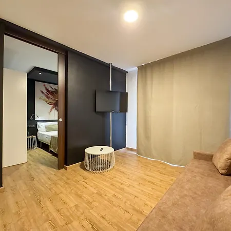 Emerald Sun Отель