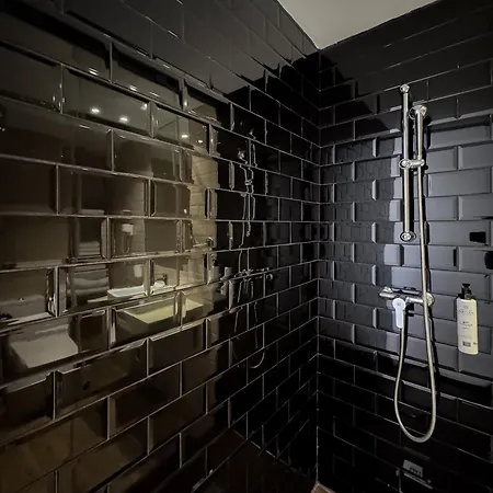 Emerald Sun فندق