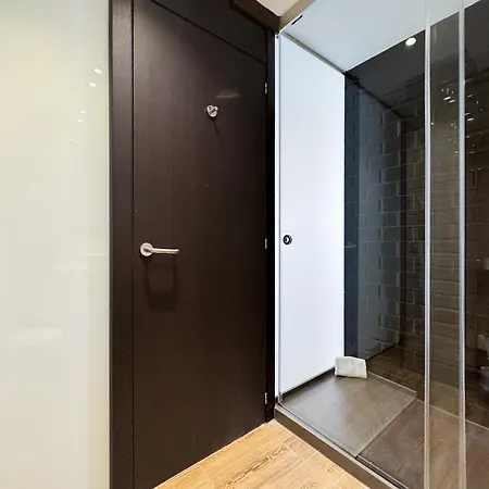 Emerald Sun فندق