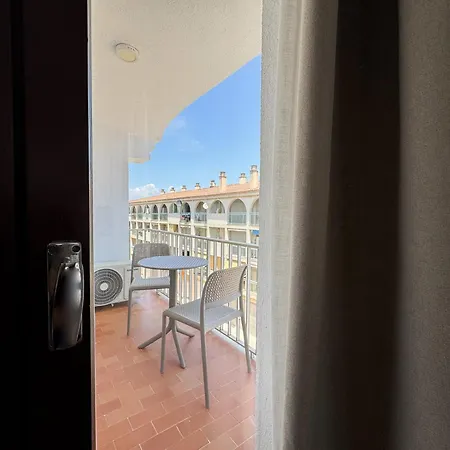 Emerald Sun 4* كامبريلس