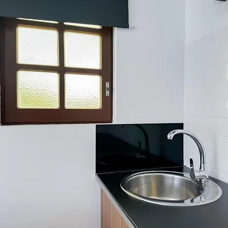 Emerald Sun فندق كامبريلس