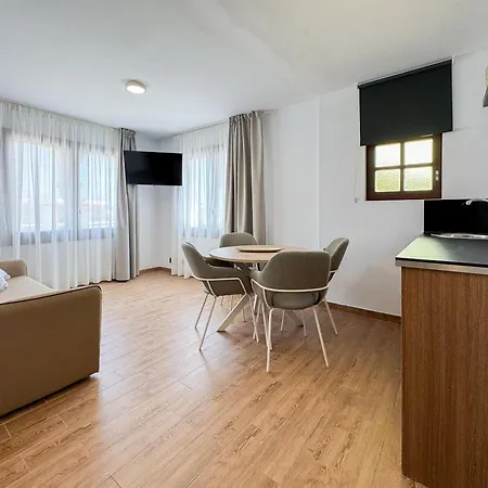 Emerald Sun فندق